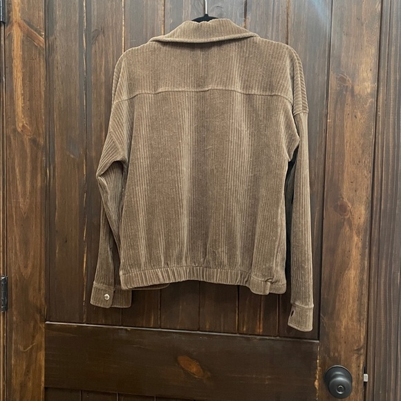 Women’s Jacket - Picture 6 of 6